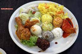 Penang cukup sinonim dengan hidangan nasi kandaqnya. Ken Hunts Food Nasi 7 Benua Koo Boo Kafe Sungai Ara Penang