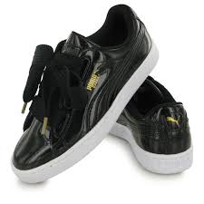 Puma returns to celebrate the legendary basket model, a symbol of the '70s, with a modern and feminine version: Puma Heart Noir Cheap Online