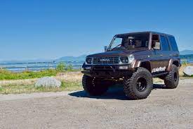 Here you will find all kinds of inspirational ideas for interior and exterior accessories like 31, 33 & 35 inch wheels, mud tires, body & suspension lift (2, 4), bumpers. 70 Series Land Cruiser High Clearance Front Bumper Kit Coastal Offroad