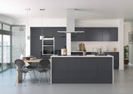 This h line hampton oxford blue and madoc mayfield oak kitchen brilliantly meets the needs of the wall family and a. High Gloss Anthracite Handleless Kitchen Units Anthracite Gloss Kitchen