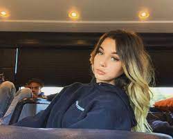 Alabama barker is putting mom shanna moakler on blast. Alabama Luella Barker Instagram Live Stream 28 December 2019