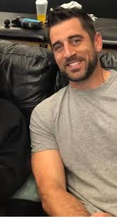 Aaron rodgers tells pat mcafee i made changes and i love life again. Sooo Beautiful Nfldreamseason Green Bay Packers Aaron Rodgers Rodgers Green Bay Green Bay Packers Wallpaper