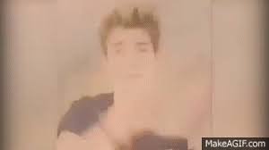 His character and arón piper's ander will be in a relationship in the fourth season of elite. Manu Rios On Make A Gif