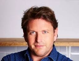 Giles Coren's Instagram, Twitter & Facebook