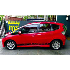 Dalam menggunakan kendaraan roda empat anda harus terlebih dahulu memperhatikan apakah kendaraan anda sudah cukup menarik dan elegan. 26 Contoh Cutting Sticker Untuk Mobil Warna Merah Tahun Ini Modifikasi