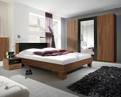 Betten mit einer extraportion stauraum. Schlafzimmer Set Vera Komplett 4 Tlg Bett 180x200cm Kernnussrot Schwarz Komplett Schlafzimmer Schlafzimmer Feldmann Wohnen Gmbh Online Shop