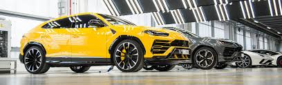 Mixes aventador and huracan with suv tradition. Deep Inside The Lamborghini Urus Factory Bloomberg