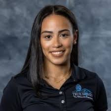 Hilary Diaz's Instagram, Twitter & Facebook