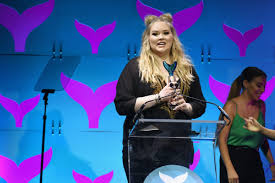 Youtube star nikkie de jager is doing okay after being robbed at gunpoint over the weekend. Youtuber Nikkie De Jager Speaks To Ellen About Blackmail The Mary Sue
