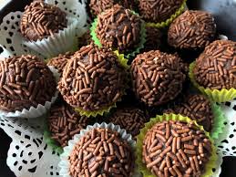 Die herstellung von joghurt ist dank easiyo kinderleicht: Lisacuisine Amarula Kugeln