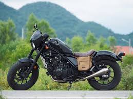 Its light weight (just over 300 pounds) and smooth five speed transmission make the bike easy to ride. Custom Exhaust Mod Honda Rebel 300 500 1100 Forum