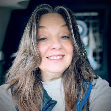 Hi, can anyone recommend any food that reduces stiffness in dogs please? I  have a 15 ish year old mongrel who loves her food but is stiff at moment  and I would