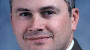 Credentials at issue in race for Kentucky agriculture commissioner