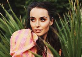 18 декабря состоялся долгожданный финал романтического реалити холостячка. V Set Slili Foto Holostyachki Mishinoj S Predpolagaemym Pobeditelem