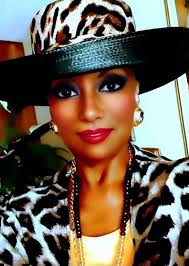 I'M gonna be VERY QUIET..I realize NEW YEARS EVE NIGHT....has a energy of  it's own..Don't want to rattle... you too early. PRAYING..you all made it  thru...with as little.. memory loss..as possible.🤣..NEW YEAR..SAME