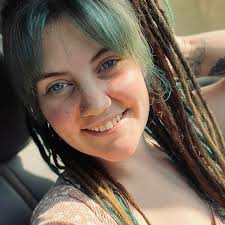 Cheers to someone who can do hair extensions? It's my first time I have  thin hair.