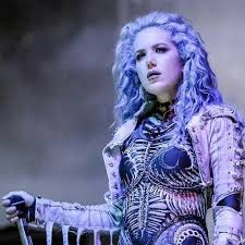 Awg Fan Page On Instagram Alissawhitegluz Metalhead Metalqueen Metalgoddes Bluehair Bluequeen Bluequ Alissa White Female Guitarist Female Singers She was once on canadian idol but. pinterest