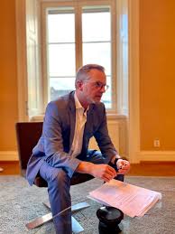 Under fredagen lämnade inrikesminister mikael damberg stockholm för ett besök på den värmländska landsbygden, som bland annat är känd för sin raggarkultur. Ocmgpcadusdemm