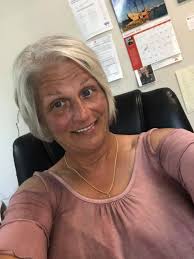 How to find glasses compatible masks for a masquerade event?