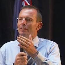 Govt urging long-term view in carbon debate