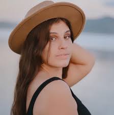 Affordable photographer in La Fortuna for couples session?