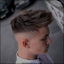 Das macht die beliebte trendfrisur peppig. Beliebte Frisuren Herren Frisuren 2018 Kurz Foto Manner S Kurze Frisuren Long Hair Styles Hair Styles Haircuts For Men