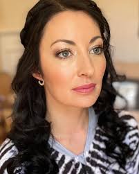 Todays stunner Elena who married her best friend at Pekes Manor