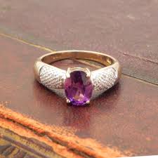 Know this beautiful oval cut amethyst stone set on a twisted 14k rose gold band is just the ring you'll want to wear for a lifetime. Amethyst Engagement Ring Amethyst And Diamond Ring Set In 9k Gold Purple Amethyst Ring Size 6 5 Stacking Ring Estate Ring Vintage Gold Ring Www Gems Ie