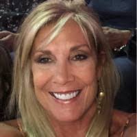 Sharon Dunning's Instagram, Twitter & Facebook