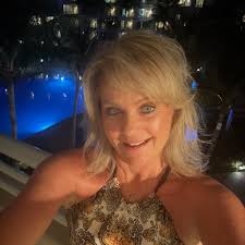 Which is the best and latest AIR FRYER to buy? Please share your  experiences :)