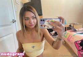 Mia Kay  mia.kay  miakay_thebrat Nude Leaks OnlyFans Photo 33 - v2.0 |  dvir.ru