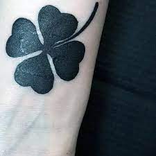 Je suis très satisfaite du. 61 Tatouages De Trefles A Quatre Feuilles Et Leur Signification