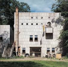 The home run house near warren, vermont, is an experimental design made almost entirely from concrete. Autotuned Architecture Is Endangering The Craft Of Architectural Construction Archdaily