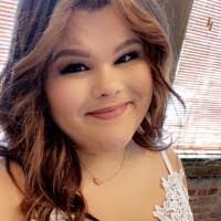 Stephanie Brummett's Instagram, Twitter & Facebook