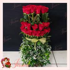 Booking.com has been visited by 1m+ users in the past month Arreglo Torre 73 Rosas Rojas