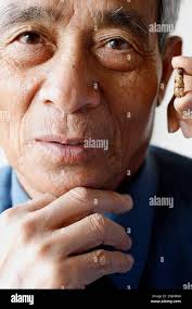 LIFESCIENCES11-05-2006 032.jpg Doan Binh Vien, a Vietnamese soldier who  took a bullet in his heart in the Vietnam War, carried it around for 35  years until Dr. Kai Ihnken was able to