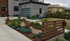 In a nutshell, they require fewer resources and less maintenance because they are already adapted to your area's growing conditions. Low Maintenance Landscaping Ideas Houzz