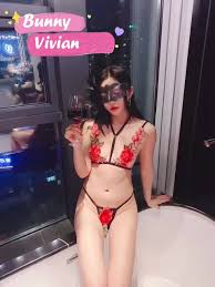 極品反差婊】推特女神愛絲襪Vivian姐永久會員定製版流出-玩操超誘惑女神口爆- SOPORN.COM