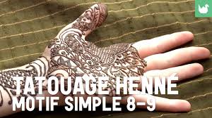 Même si c est une forme de tatouage plutôt appréciée des amateurs de tatouage il est également l objet d une certaine polémique. Tatouage Henne Motif Simple 8 9 Tatouage Au Henne Youtube