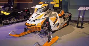 Ski handle set various colors. 2017 Ski Doo The Revolution Continues Sledmagazine Com The Snowmobile Reference