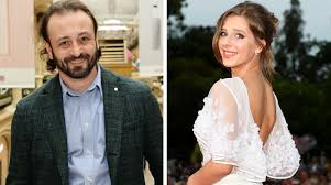Актриса и фигурист встречались до свадьбы несколько лет. Liza Arzamasova I Ilya Averbuh Pozhenilis Gazeta Ru Foto