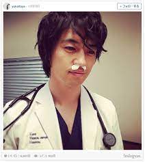 斎藤工の 鼻ティッシュ姿 に反響 何してもイケメン ちり紙になりたい シネマトゥデイ 斎藤工 フィルムノワール 俳優