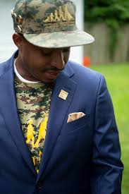 Bank shoppers love that they can take advantage of men's clothing sales yet still count on impeccable quality and the traditional styles that get them noticed for all the right reasons. Men S Wearhouse Will Isom