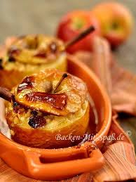 Bratapfel Mit Rosinen Und Mandeln Gebratene Apfel Rezepte Rezept Fur Bratapfel