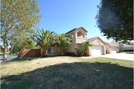 Homes In Lancaster Ca Invitation Homes Renting A House House Styles House