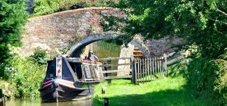Check spelling or type a new query. Canal Boat Holidays Barge And Narrowboat Hire On The Uk Waterways
