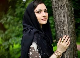 7 Potret Kecantikan Wanita Chechnya, Negara Muslim di Rusia - Wow ...
