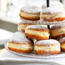 Przepis na te małe słodkie kusicielki znajdziesz poniżej. Paczki Nie Tylko Tradycyjne Przepisy Na Tlusty Czwartek