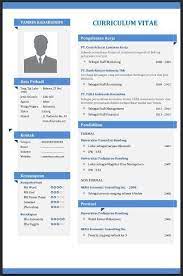 Berikut ini saya bagikan beberapa referensi format curriculum vitae atau biodata diri (daftar riwayat hidup) kosong dengan desain templatenya yang menarik dan unik dengan penambahan background dan foto. Format Resume Yang Terbaik Resume Templates Desain Cv Creative Cv Template Desain Resume