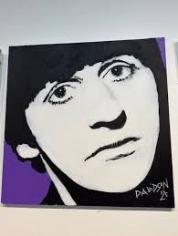 Six Foot Gallery's latest exhibition showcases work from Glasgow artists  Shona Dougall, Christine Sinclair, Sue Steele, and Jo Sunshine, all of whom  part of the Whitehouse Artists group.